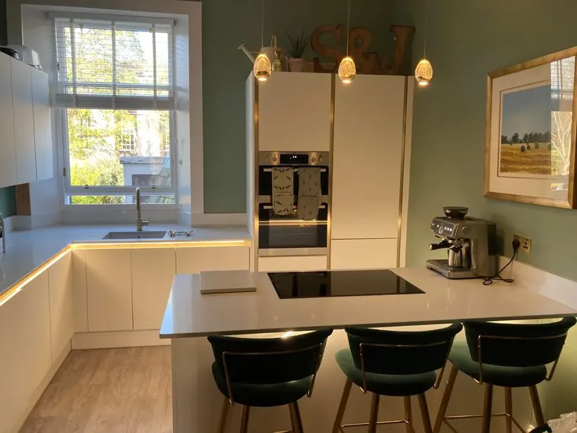 Newly fitted kitchen in Edinburgh